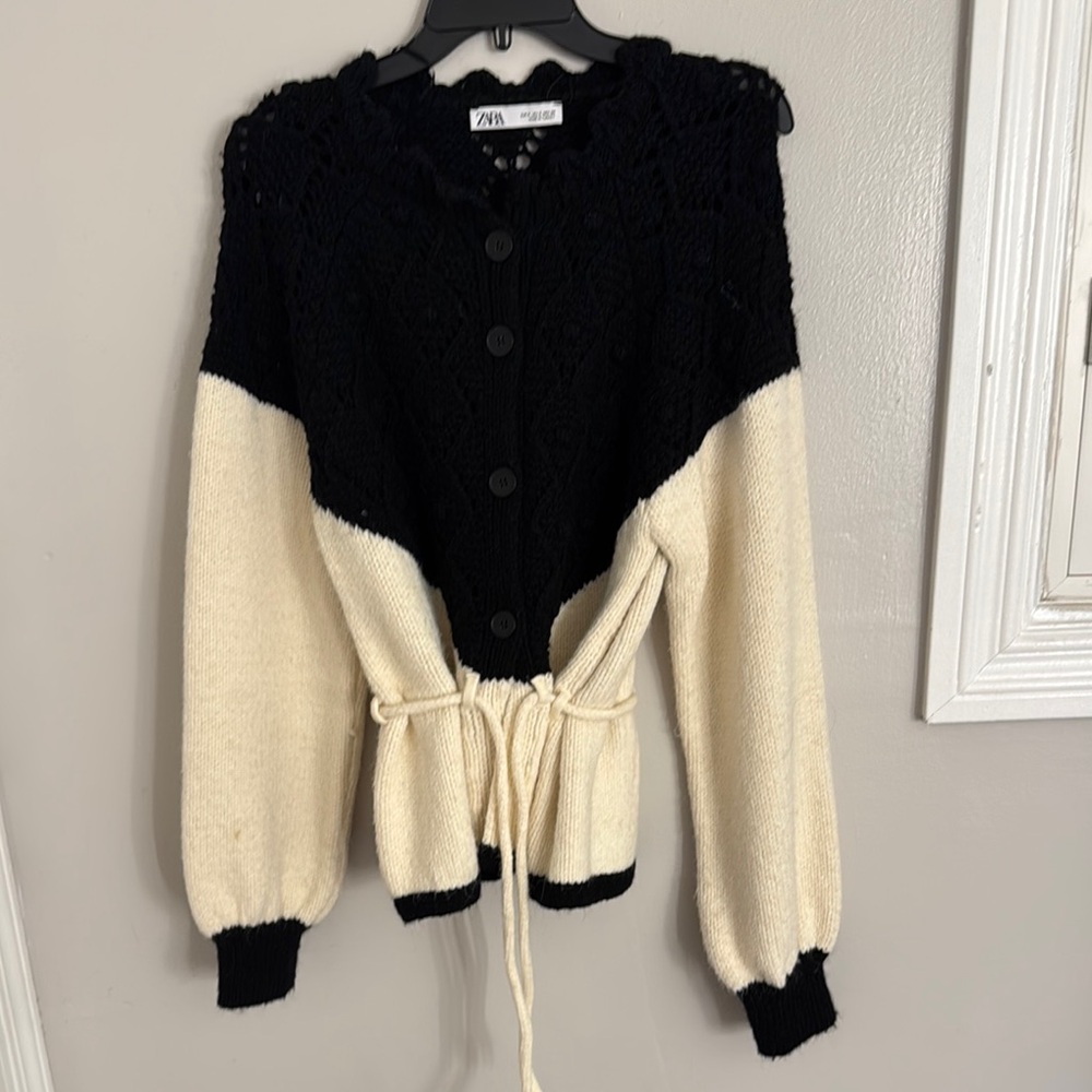 Zara Black and Cream Women's Sweater
